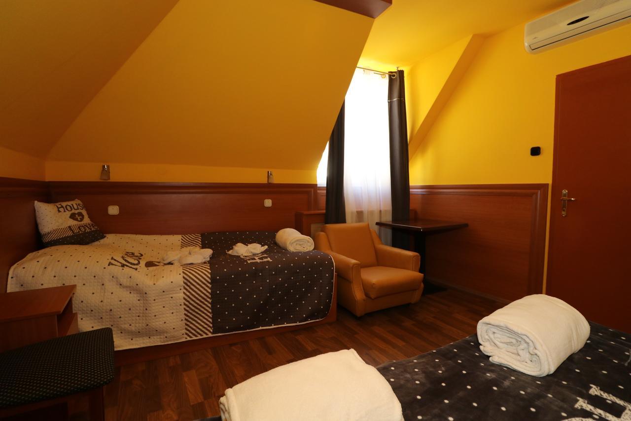 Szekelykert Panzio Bed and Breakfast Miskolc Eksteriør billede