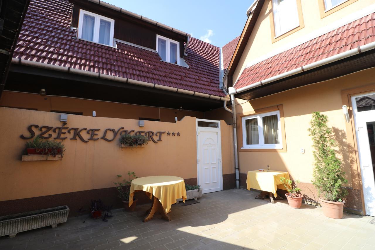 Szekelykert Panzio Bed and Breakfast Miskolc Eksteriør billede